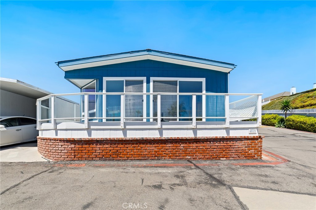 401 Ebb Tide Drive 401