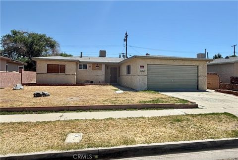 Photo of 44866 Rodin Avenue, Lancaster, CA 93535 (MLS # GD26133611)