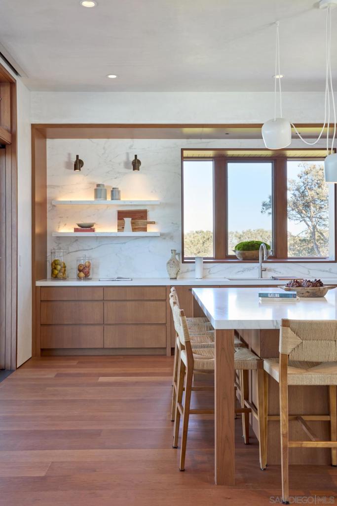 Del Mar - Residential