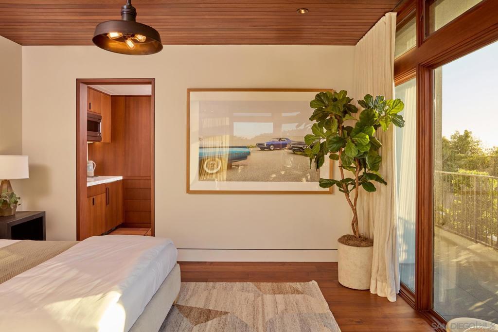 Del Mar - Residential