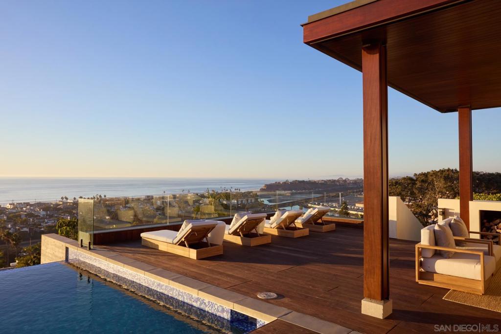 Del Mar - Residential