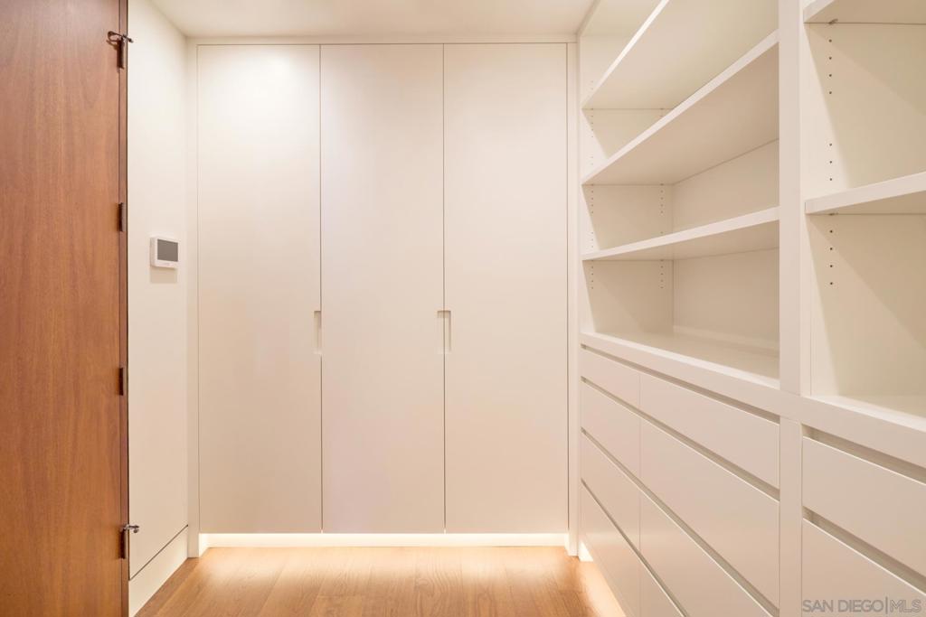 Del Mar - Residential