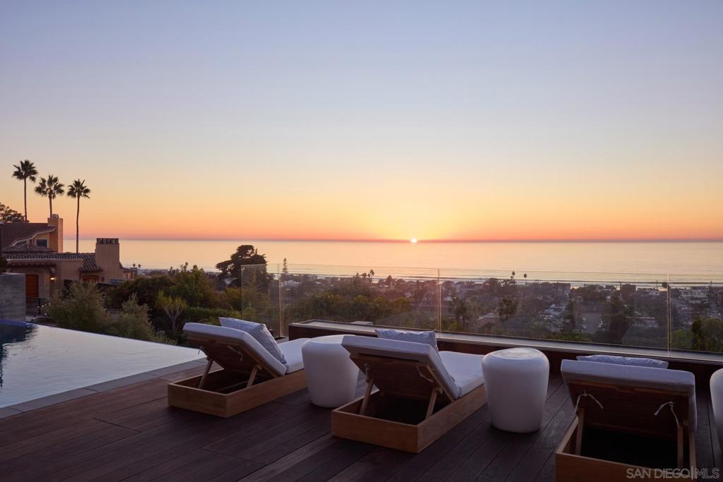 Del Mar - Residential