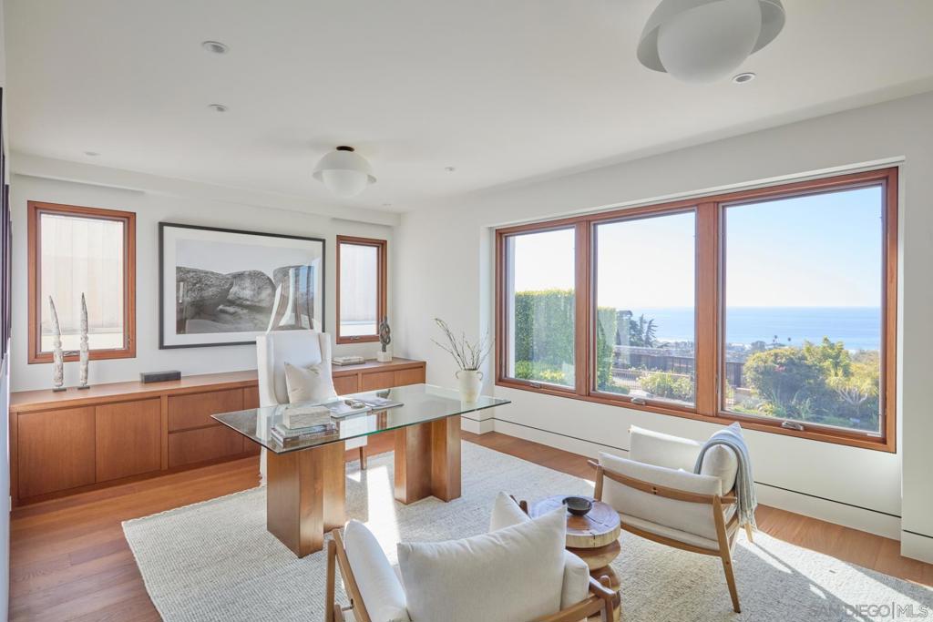 Del Mar - Residential