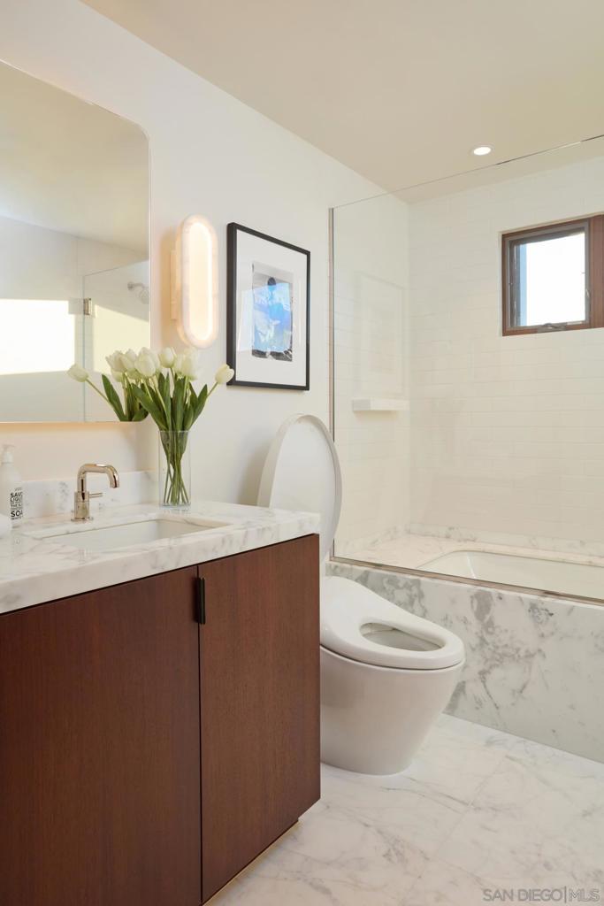 Del Mar - Residential