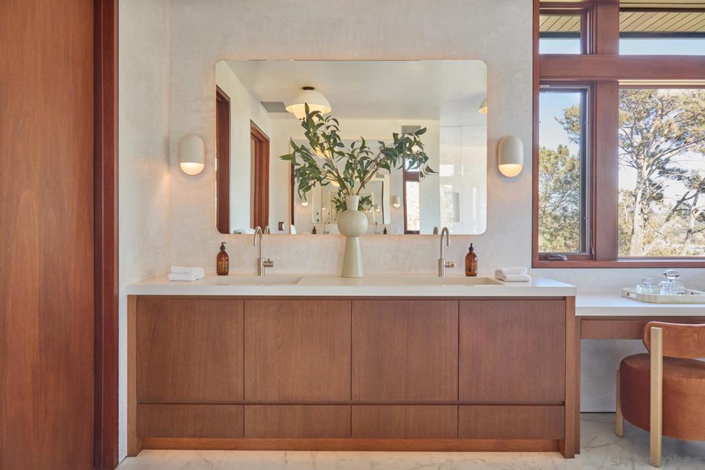 Del Mar - Residential