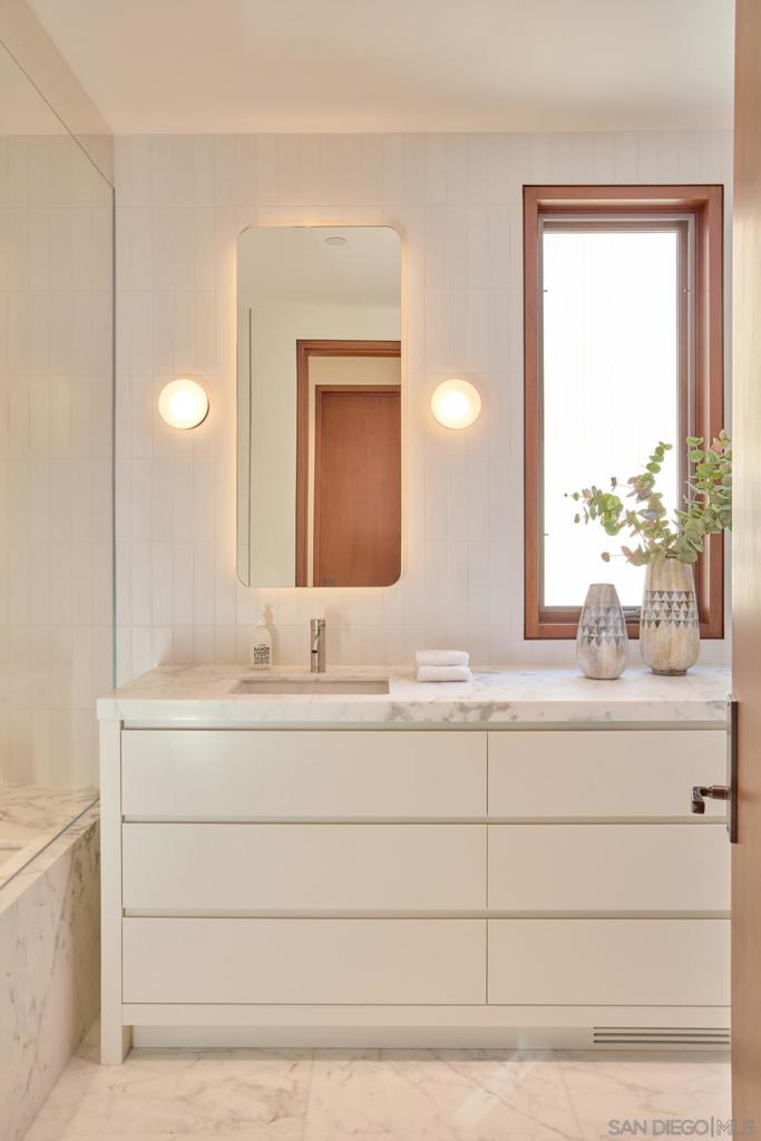 Del Mar - Residential