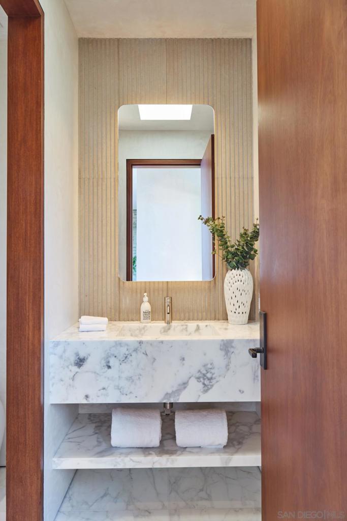 Del Mar - Residential