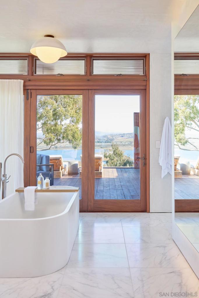 Del Mar - Residential