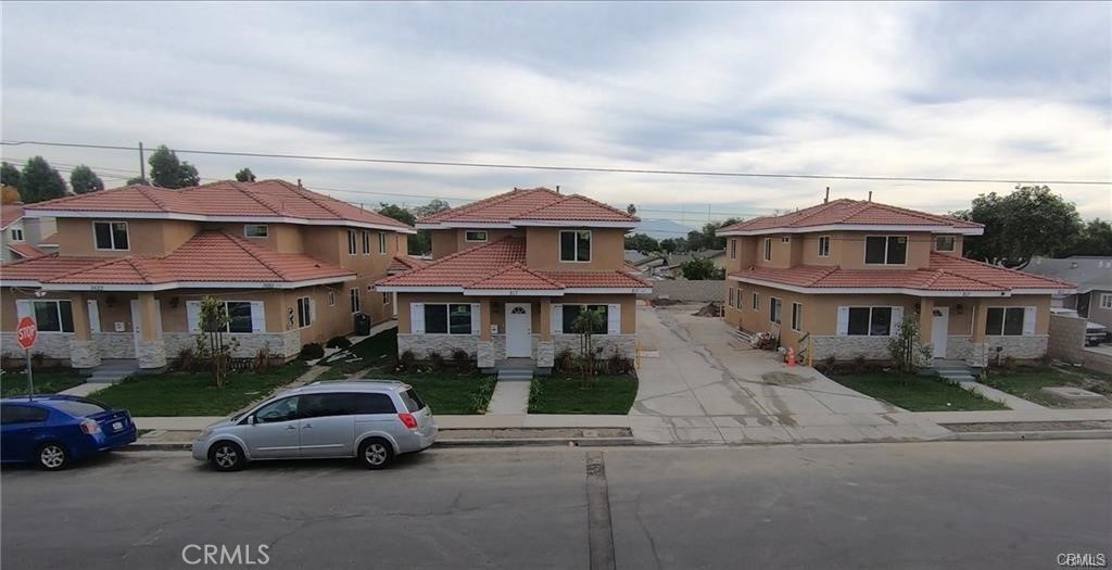 BEAUTIFUL DOWNSTAIRS BACK UNIT JUST BUILT 2020 : 2 BEDROOMS AND 1.5 BATHS , BRAND NEW PAINT, CENTRAL AIR CONDITION, REFRIGERATOR, NICE GRANITE COUNTER TOP IN KITCHEN, DOUBLE PANE WINDOWS, VINYL FLOOR, RECESSED LIGHT. IT IS CLOSED TO LITTLE SAIGON, DISNEY LAND, ALL MAJOR FREEWAYS AND SHOPPING CENTER. HURRY, IT WON'T LAST !