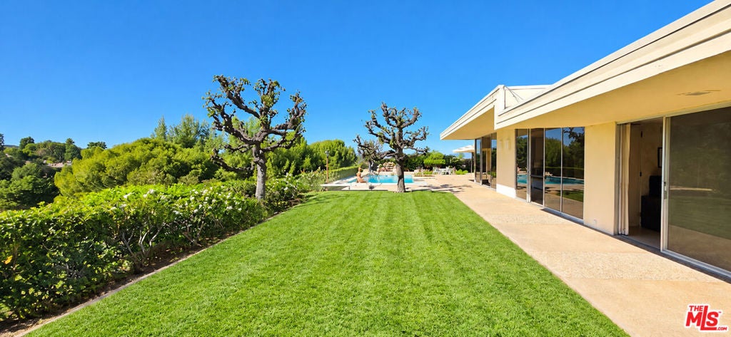 3031 Elvido Drive