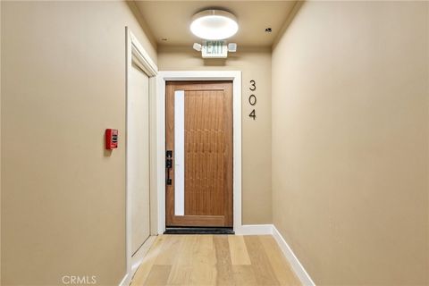 Photo of 1824 Fairburn Ave Ave #304, West Los Angeles, CA 90025 (MLS # BB25224536) Photo of 1824 Fairburn Ave Ave #304, West Los Angeles, CA 90025 (MLS # BB25224536)