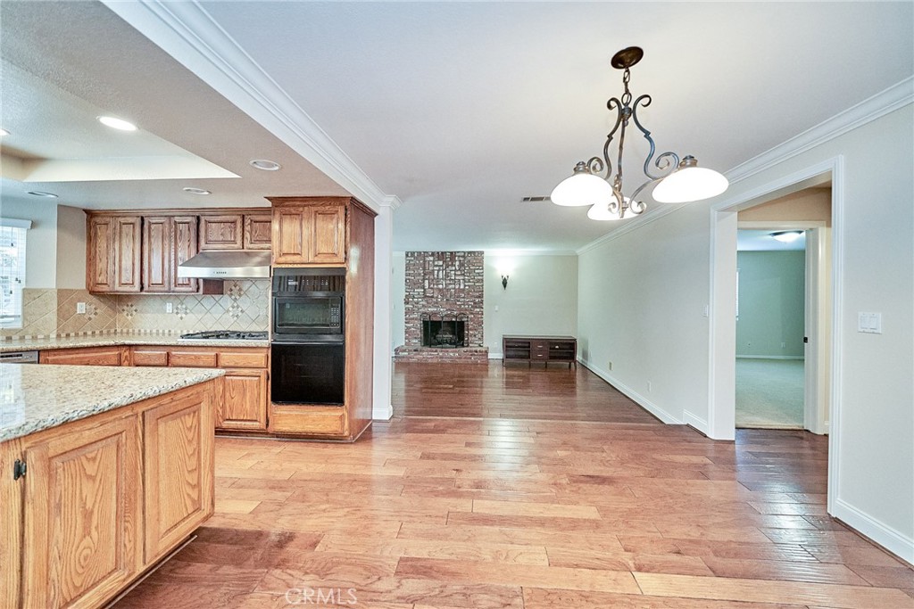 2426 W 237th Street
