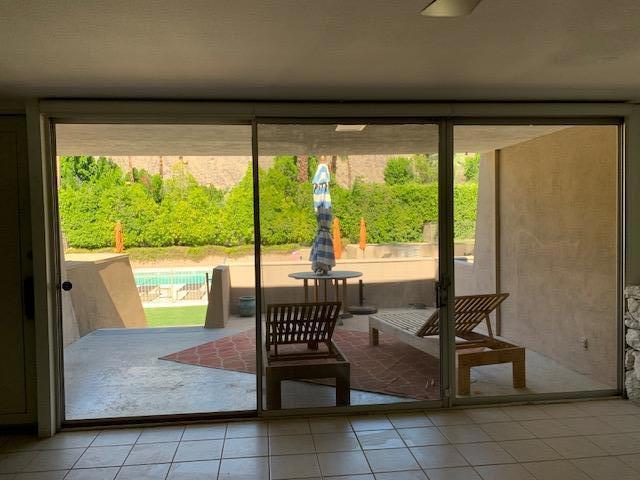 Old Las Palmas - Residential Lease