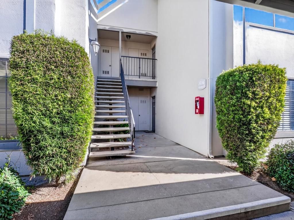 Photo of 1056 Padre Drive #8, Salinas, CA 93901 (MLS # ML82025206)