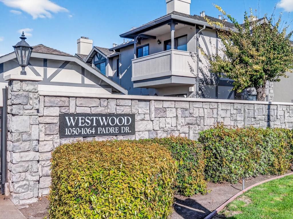 Photo of 1056 Padre Drive #8, Salinas, CA 93901 (MLS # ML82025206)