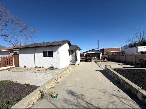 Photo of 906 N Allen St, Banning, CA 92220 (MLS # CV26018762)