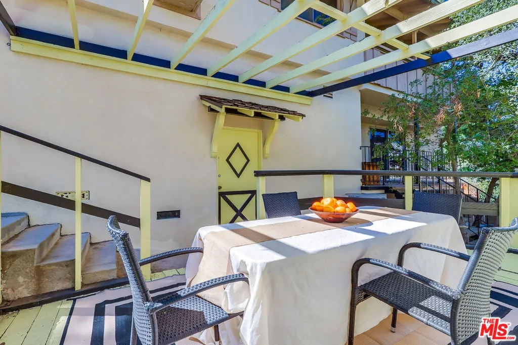 Sunland, California 91040, United States, 4 Bedrooms Bedrooms, ,3 BathroomsBathrooms,Residential,Active,172173