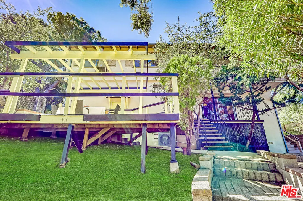 Sunland, California 91040, United States, 4 Bedrooms Bedrooms, ,3 BathroomsBathrooms,Residential,Active,172173