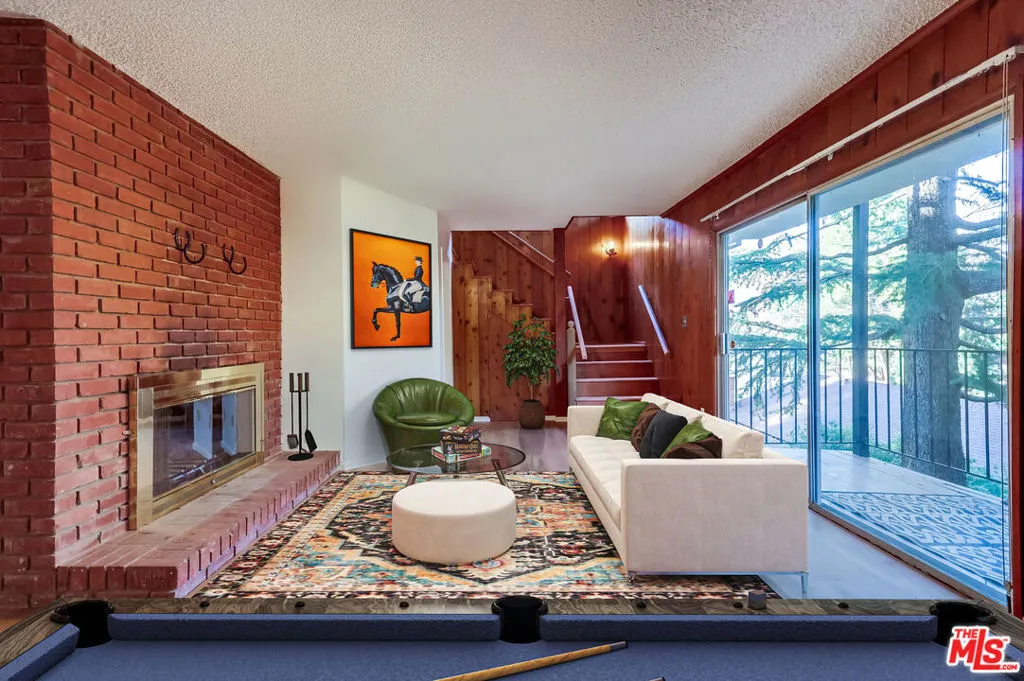 Sunland, California 91040, United States, 4 Bedrooms Bedrooms, ,3 BathroomsBathrooms,Residential,Active,172173