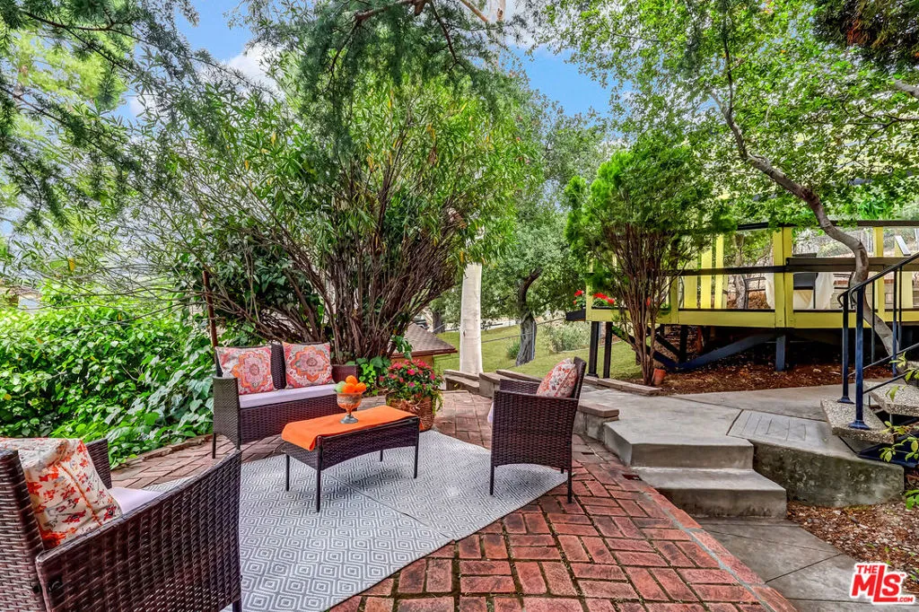 Sunland, California 91040, United States, 4 Bedrooms Bedrooms, ,3 BathroomsBathrooms,Residential,Active,172173