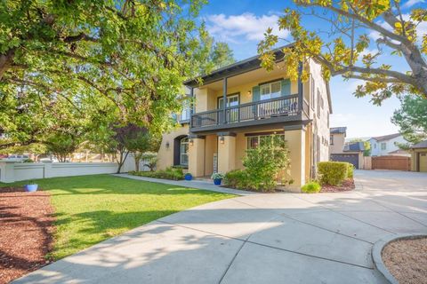 Photo of 16895 Cabernet Court, Morgan Hill, CA 95037 (MLS # ML82024121)