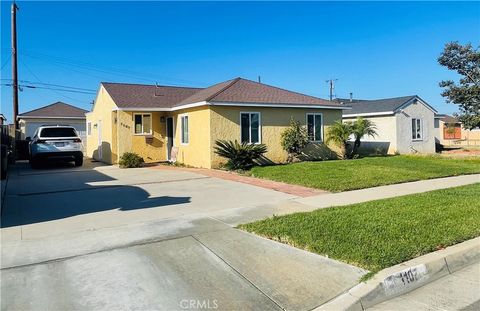 Photo of 1107 W 210th Street, Torrance, CA 90502 (MLS # PW25214622) Photo of 1107 W 210th Street, Torrance, CA 90502 (MLS # PW25214622)
