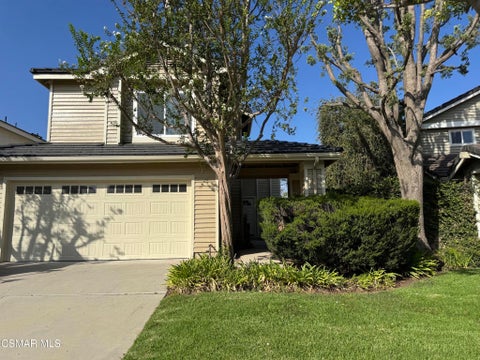 Photo of 12475 Sunnyglen Drive, Moorpark, CA 93021 (MLS # 226004514)