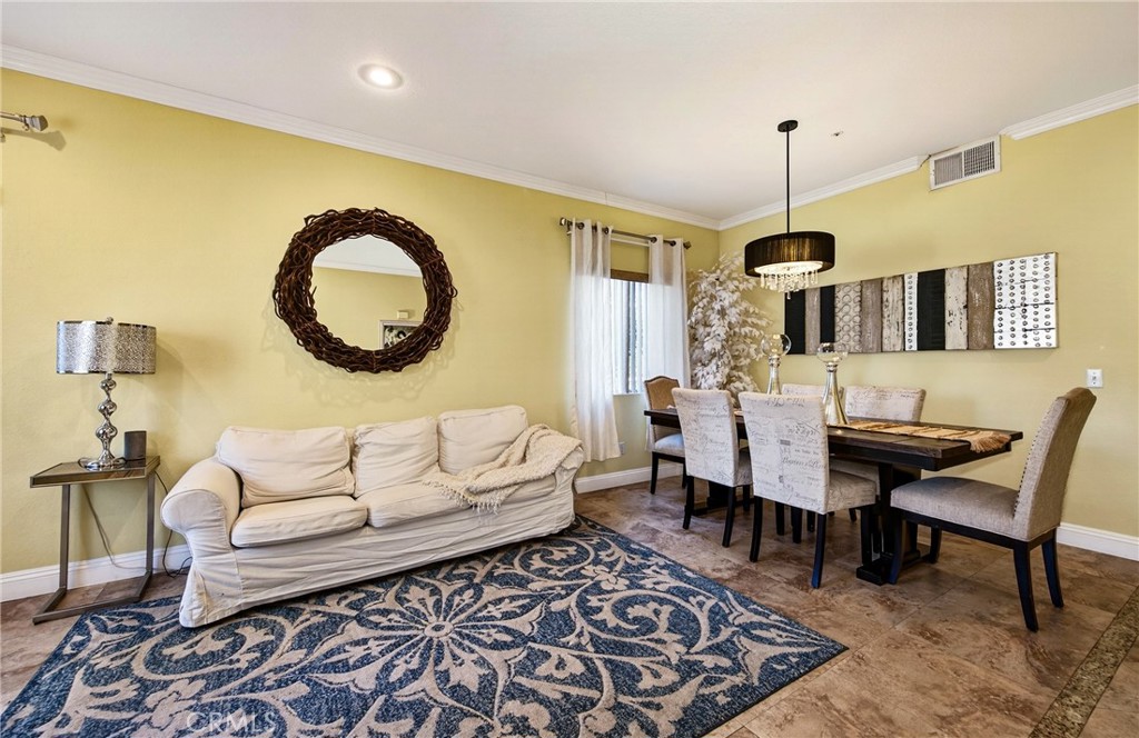 29125 Oak Creek Lane