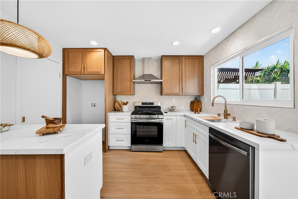 1715 Byerton Court