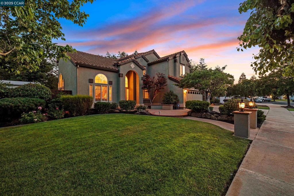 1340 Breakwater Way