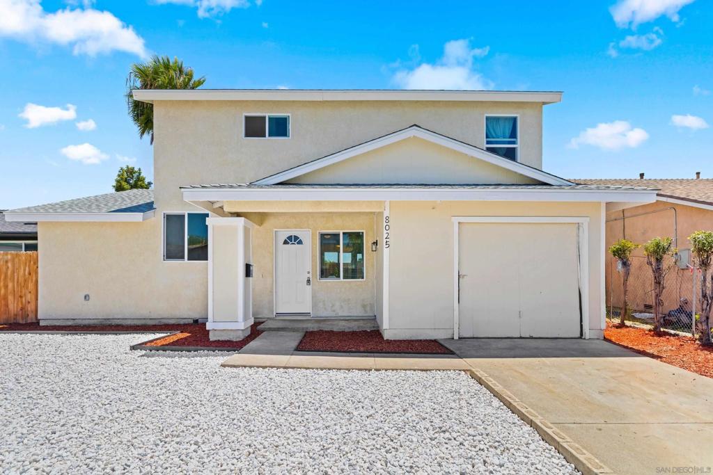 8025 Peach Point