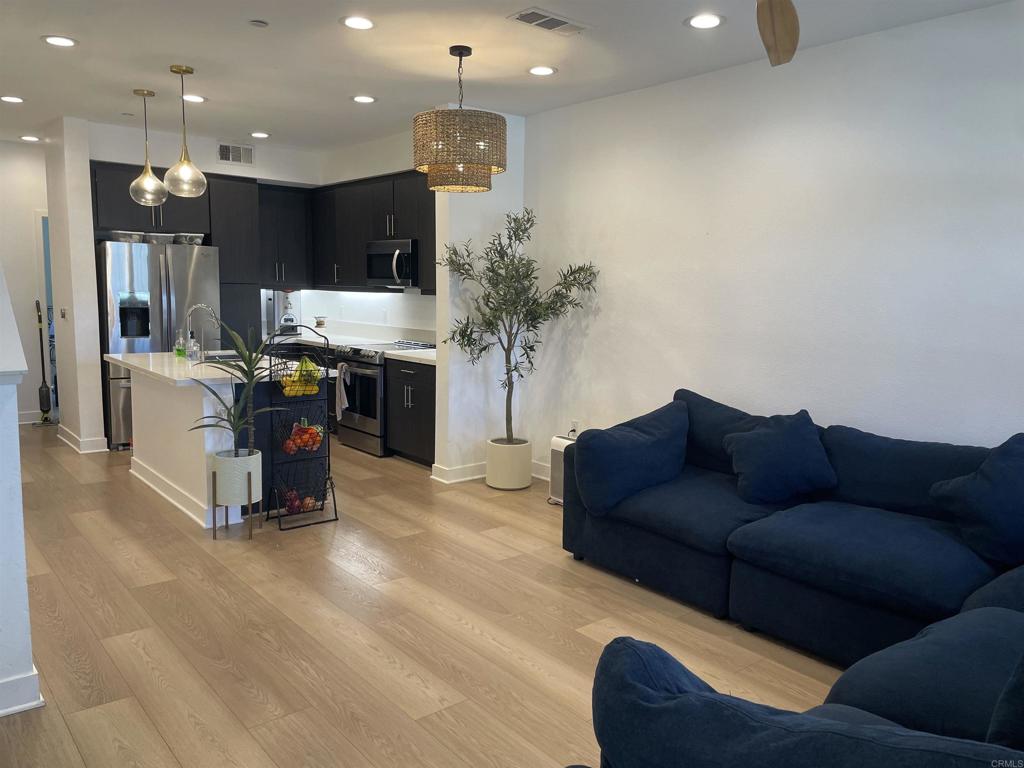 7641 University Avenue 105