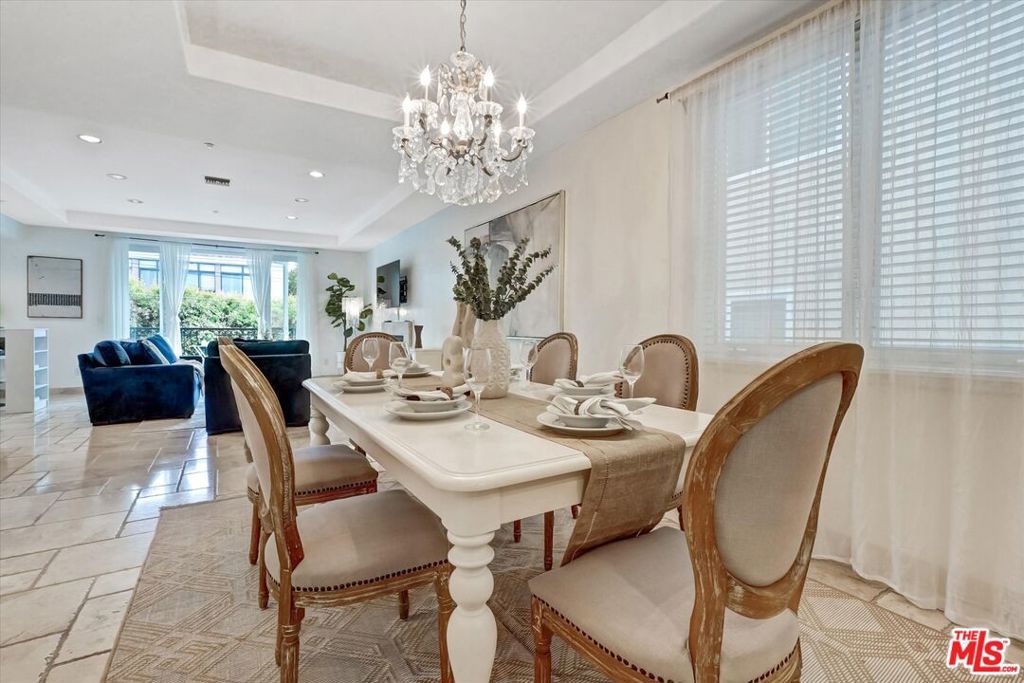 Photo of 11952 Montana Avenue #303, Los Angeles, CA 90049 (MLS # 26683267)