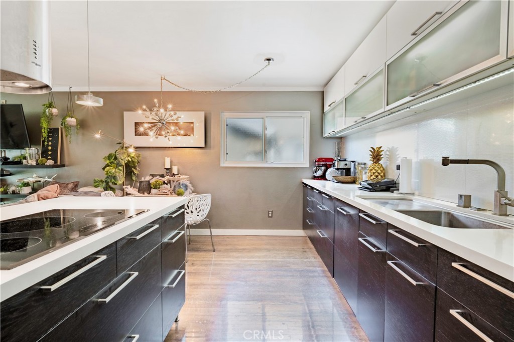 360 Obispo Avenue 15