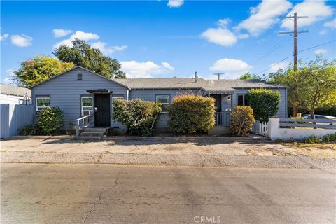 Photo of 8352 Wyngate Street, Sunland, CA 91040 (MLS # SR25201728) Photo of 8352 Wyngate Street, Sunland, CA 91040 (MLS # SR25201728)