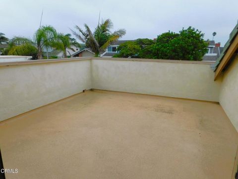 Tiny photo for 2325 Kingsbridge Lane, Oxnard, CA 93035 (MLS # V1-34742)