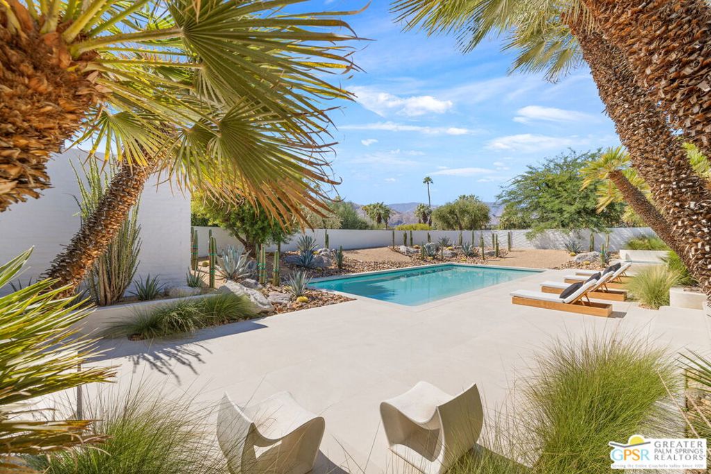 Tamarisk Country Club - Residential
