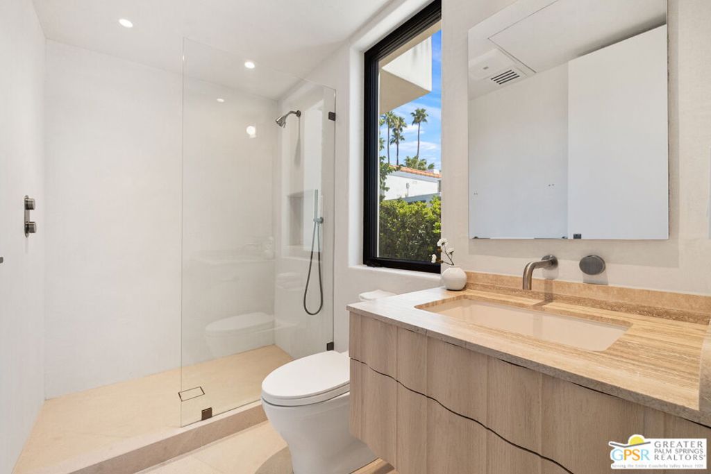 Tamarisk Country Club - Residential