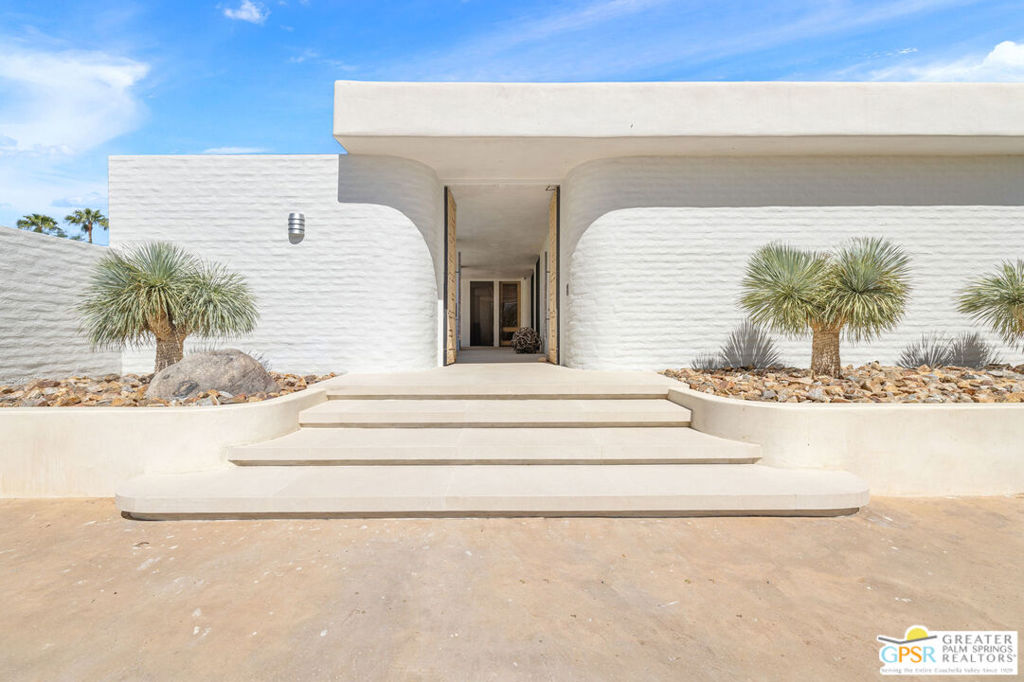 Tamarisk Country Club - Residential
