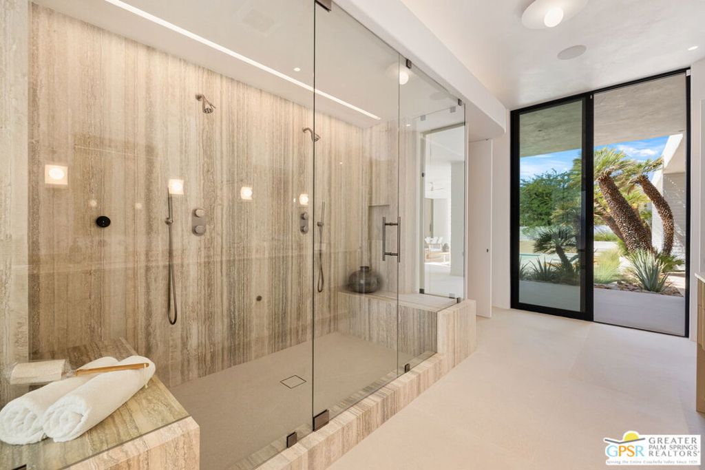 Tamarisk Country Club - Residential