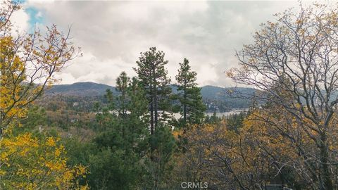Photo of 0 Yosemite Drive, Lake Arrowhead, CA 92352 (MLS # IG25264891)