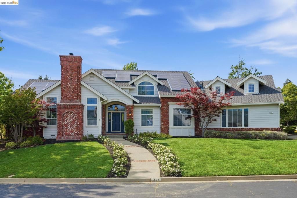 Photo of 471 Silver Hollow Dr Dr, Walnut Creek, CA 94598 (MLS # 41133059)