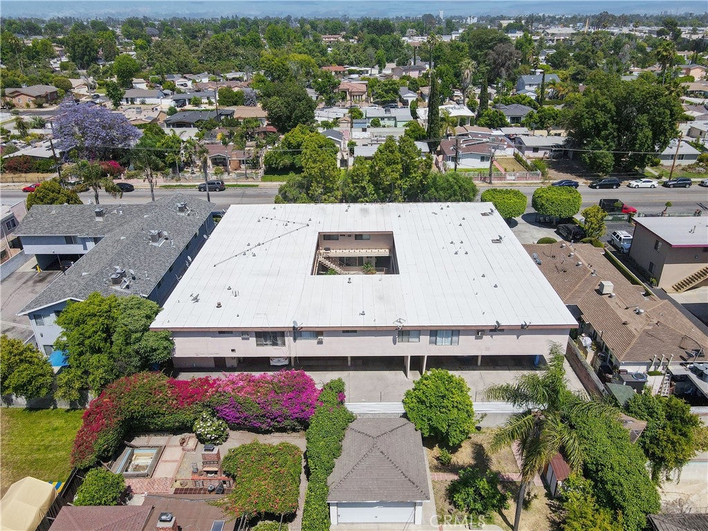 6535 Fulton