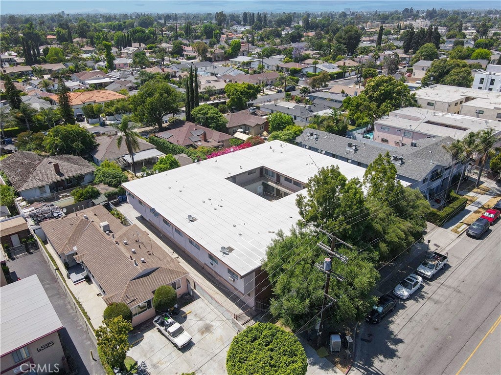 6535 Fulton