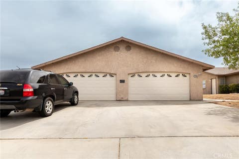 Photo of 7221 Murray LN, Yucca Valley, CA 92284 (MLS # LG26180272)