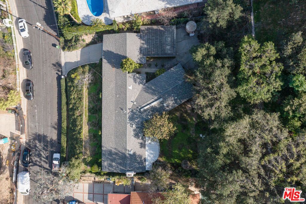 listing image 130720846137048192691