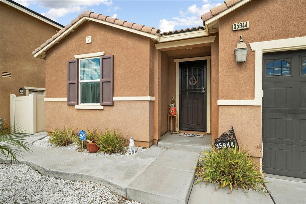 35944 Dylan Court