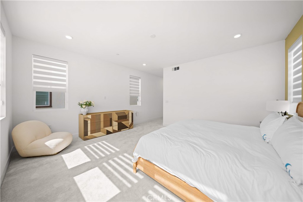 201 Yerba, Irvine CA 92618 - Photo 37