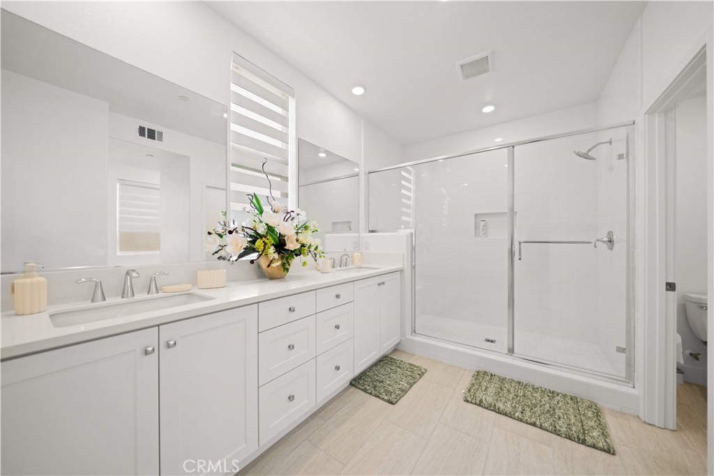 201 Yerba, Irvine CA 92618 - Photo 32